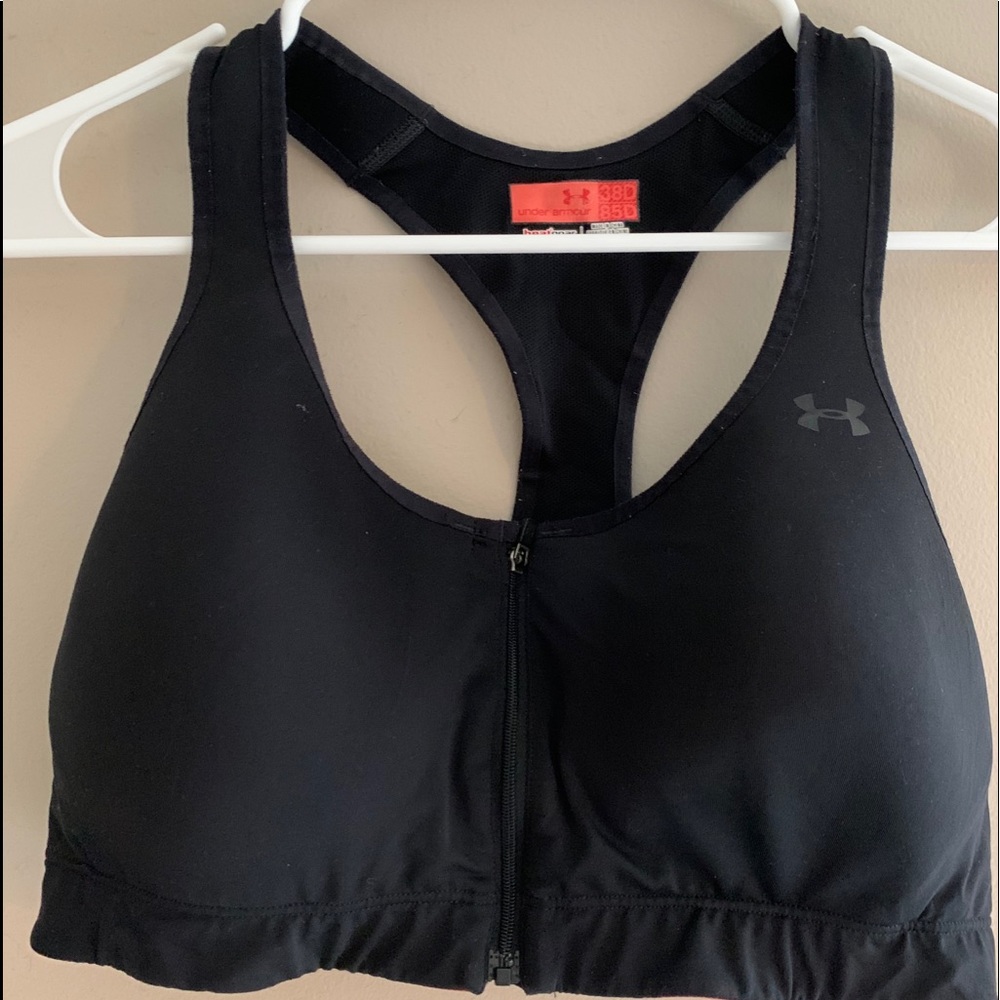 Women’s Under Armour sports bra